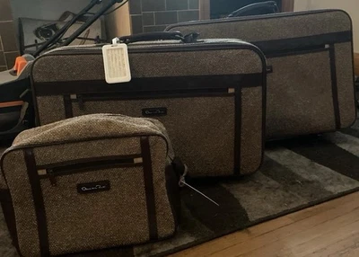 Juego de 3 Equipajes Oscar de La Rents Vintage Grandes Medianos y Equipaje de Mano Foto 1 de 4