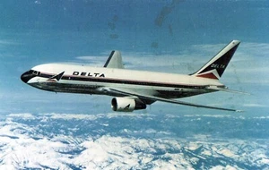 Postal de avión Delta Air Lines Bowing 767 Twin Jet - Imagen 1 de 2