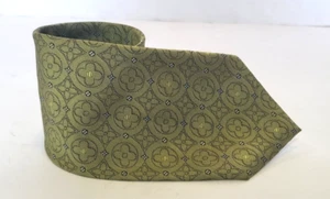 New AUTHENTIC Louis Vuitton Green Floral 100% Silk Mens Tie - Picture 1 of 7