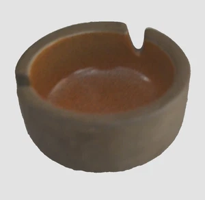 Heath Ceramics Round Small Ashtray 2 Slots Notch Pottery Two Tone ORANGE/BROWN - Picture 1 of 8