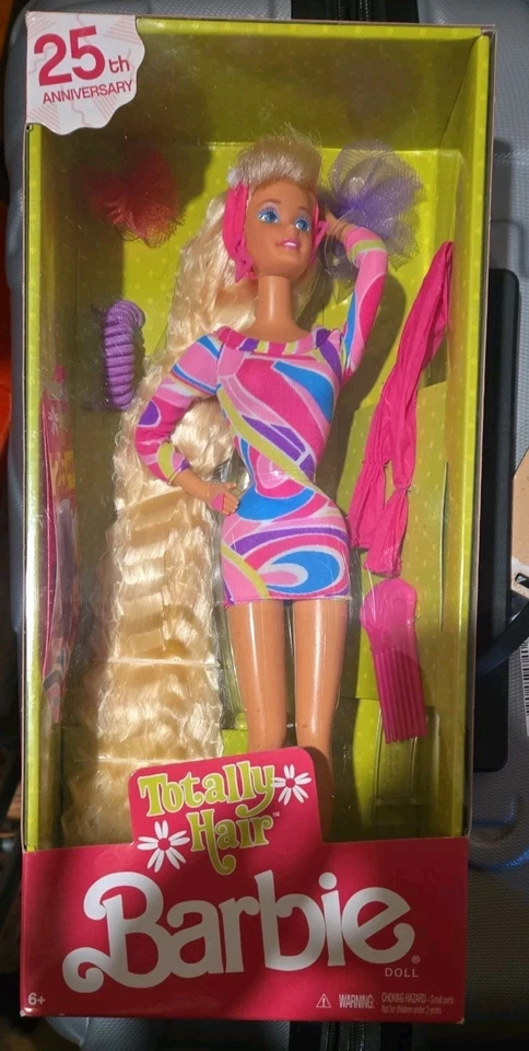 ¡NUEVO! TOTALMENTE PELO 25 ANIVERSARIO BARBIE! Mattel DWF49 en caja original Foto 1 de 4