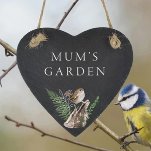 Mum's Garden Wren Bird In Garden on Slate Heart Hanging Plaque - Picture 1 of 1