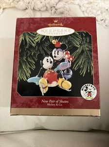 BRAND NEW -  New Pair of Skates - Mickey & Minnie - Hallmark 1997 - Disney - Picture 1 of 2