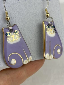 HELENE SCOTT Handcrafted Fine Porcelain Retro Style Purple + Gold Cat Earrings - Picture 1 of 5