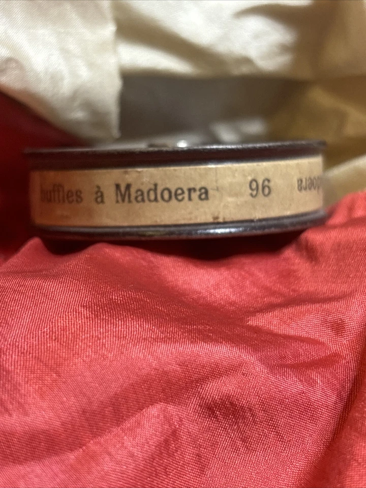 films pathe baby pellicule 9.5 mm les buffles a madoera - Photo 1/1