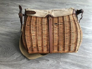 Vintage Fishing 'Brady' Type Wicker Creel & Canvas Bag - Picture 1 of 17
