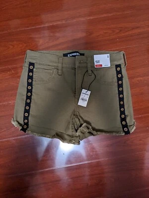 全新带标签 Express Mid Rise 短裤牛仔裤超柔软弹力 + 0 码 — 第 1/4 张图片