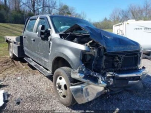 Engine ECM Electronic Control Module 6.7L Fits 17-19 FORD F250SD PICKUP 4739092 - Picture 1 of 14