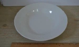 Oscar de la Renta, Dresden Gold Large Rim Soup Bowl(s), Excellent Condition - Picture 1 of 6