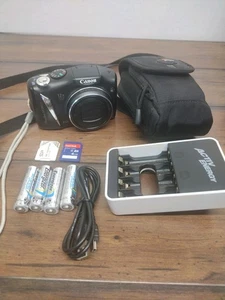 Canon PowerShot SX130 IS fotocamera digitale ottime condizioni 4 ricaricabili + scheda 4GB - Foto 1 di 8