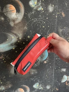 FREIDAG F35 Cheyenne Bolsa Bolso Dopp Kit Rojo - Imagen 1 de 7