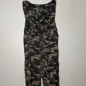 Schicker trägerloser Jumpsuit Camouflage - Bild 1 von 11