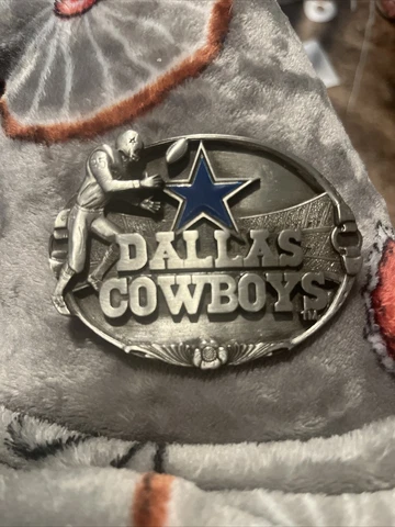 dallas cowboys belt buckle Limited Edition Cover