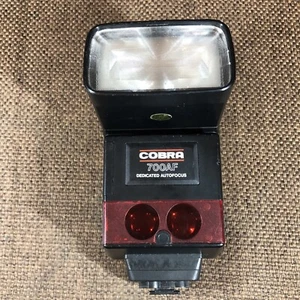 Cobra 700AF Flash for use with Canon cameras - Picture 1 of 9