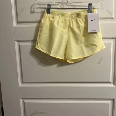 Pantalones Cortos Atléticos Nike Dri-FIT Tempo Niñas Amarillos Forrados 6X Nuevos con Etiquetas 327358 Foto 1 de 3