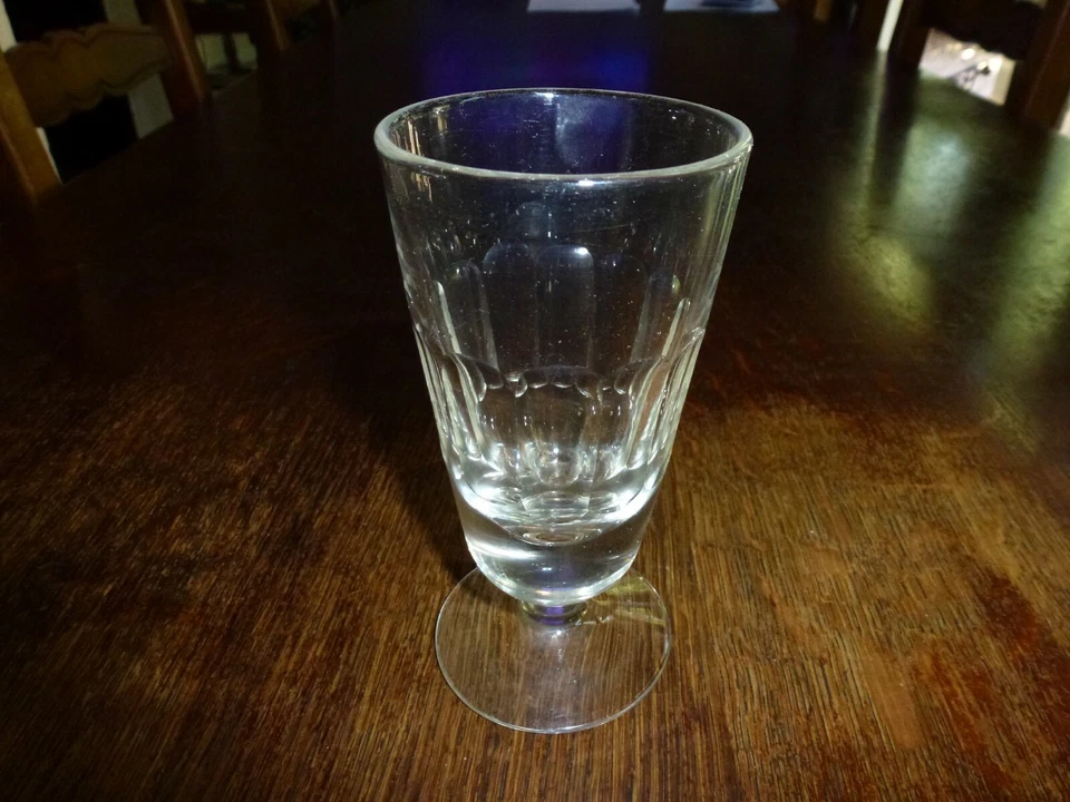 ANCIEN VERRE A ABSINTHE TAILLE MAIN XIXème - Photo 1/1