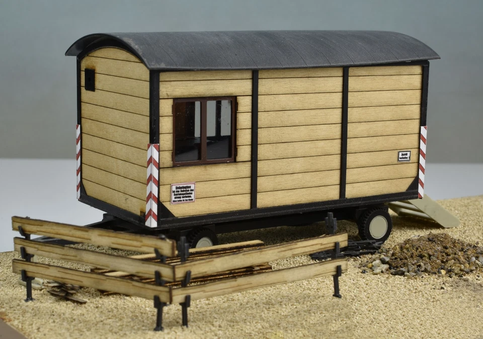 Construction trailer polystyrene + plywood milled, track 0, M 1:43 - Image 1 of 4