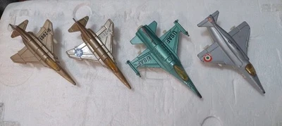 Lotto 4 Aerei 2 F-4EJ Phantom 111, F-16 Fighter A-4F Skyhawk Made In Hong Kong  - Immagine 1 di 4