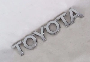 2008-2010 Toyota Highlander Emblem For Rear Liftgate Badge Nameplate Genuine OEM - Bild 1 von 2