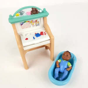 Fisher-Price Loving Family Dollhouse Set African American Baby Bath Desk - Picture 1 of 9