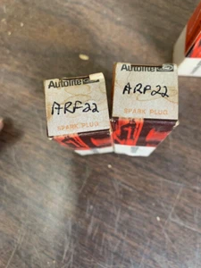 NOS VINTAGE MOTORCRAFT, AUTOLITE #: ARF22 SPARK PLUGS - Picture 1 of 1