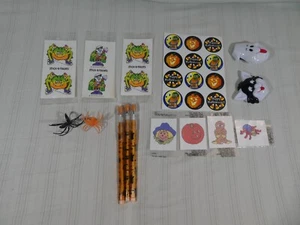 Vintage Halloween 80er Set Punze Aufkleber Trend Scratch n Sniff Clicker Bleistifte M1 - Bild 1 von 15