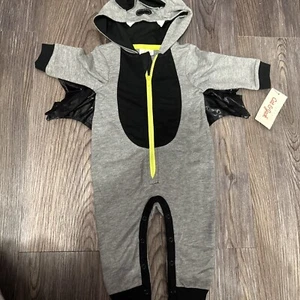 Kleinkind Jungen grau Vampir Fledermaus Strampler Halloween Overall Kostüm - Bild 1 von 6