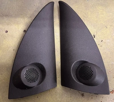 04 Saturn Vue AWD Interior Puerta Espejo Cubierta Panel con Juego de Tweeter Par 2 Foto 1 de 4