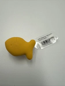 Jibbitz Gelbgold Fisch Crackers Schuh Anhänger NEU - Bild 1 von 3