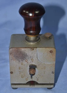 Antique New Era Mfg Co USA Cheque Writer / Protectograph - Picture 1 of 13