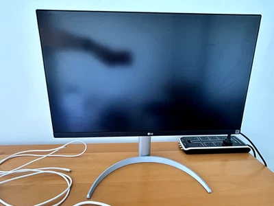 LG 27UP850N-W 27 inch 4K UHD DisplayHDR Monitor - Image 1 of 4