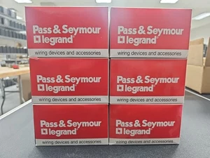 PASS & SEYMOUR 5258 - 60 PIECE SINGLE RECEPTACLE 15A 125V SHORT STRP SIDE WIRE - Picture 1 of 5