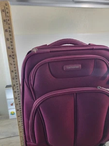 Burgundy Samsonite Carry On Spinner Softshell Cheap - Picture 1 of 9