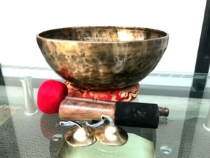 Cuenco para cantar 13" - Cuenco del Himalaya - Cuenco de yoga de meditación - Viene con mazo de tingsha  - Imagen 1 de 7