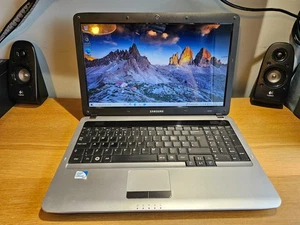 15" Samsung S3510 Celeron T3500 2.1GHz 4GB 320GB Black Windows 10 Laptop - Picture 1 of 5