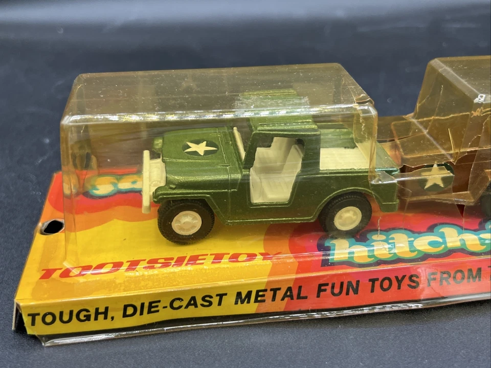 1974 年 Tootsie 玩具 HITCH UPS 军用 JEEP & Trailer tootsietoy 破损盖 — 第 1/4 张图片