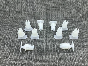 10x LEXUS IS200 220d 250 300h Striscia Meteo Porta Rivestimento Rivetto Fissaggio Clip 8-9mm - Foto 1 di 9
