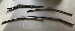 E46 Front Window Wiper Arms - Picture 1 of 4