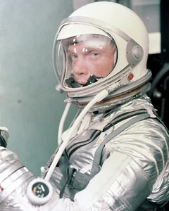Astronauta John H. Glenn Jr. 8""x10"" Fotografía Impresa 8x10 Arte de Pared - Imagen 1 de 3