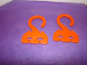 TUPPERWARE Vintage HANG IT ALL Set of 2 Orange Hangers #315 Hook Gadgets -EUC - Picture 1 of 2
