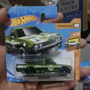 Hot Wheels Short Card 2018 - Super Treasure Hunt Datsun 620 HW Hot Trucks Green - Picture 1 of 1