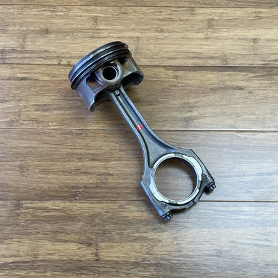 Audi RS7 2013-2018 4,0 L motor pistón y varilla de conexión 70 k millas OEM Foto 1 de 4