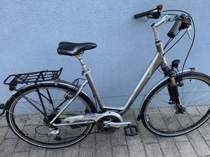 gebrauchtes DIAMANT ALU Damenfahrrad 27Gang Nabendynamo Magura Felgenbremsen - Bild 1 von 15