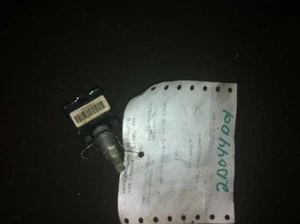 2004 MOUNTAINEER CHASSIS SENSOR AIR PRESSURE VALVE STEM - Picture 1 of 2