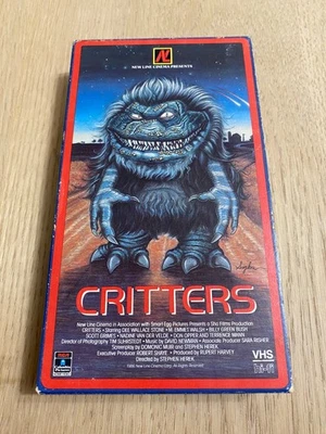 Critters Side Loader VHS 1986 RCA Columbia Pictures Sci-Fi Horror Film Vintage - Image 1 of 4