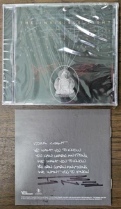 T BONE BURNETT-AUTOGRAPHED THE INVISIBLE LIGHT"ACOUSTIC SPACE" SIGNED BOOKLET CD - Picture 1 of 2
