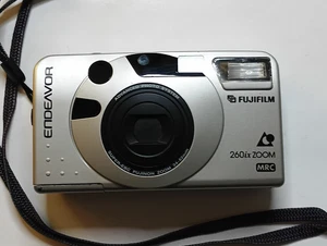 Fuji FujiFilm Endeavor 260ix Zoom MRC 35mm Film Camera - Picture 1 of 4