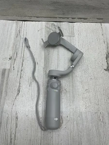 DJI OM 5 Smartphone 3-Achsen Gimbal Stabilisator. Farbe Grau. Nur Gimbal! - Bild 1 von 7