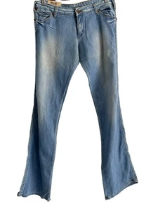 Vintage 90S Y2K Wrangler MEGAN Women Denim Light Blue Bootcut Low BNWT W32 L34 - Picture 1 of 10