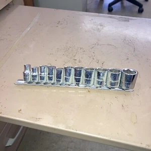 Her brand 11 Piece metric socket set, quarter inch drive - Picture 1 of 5